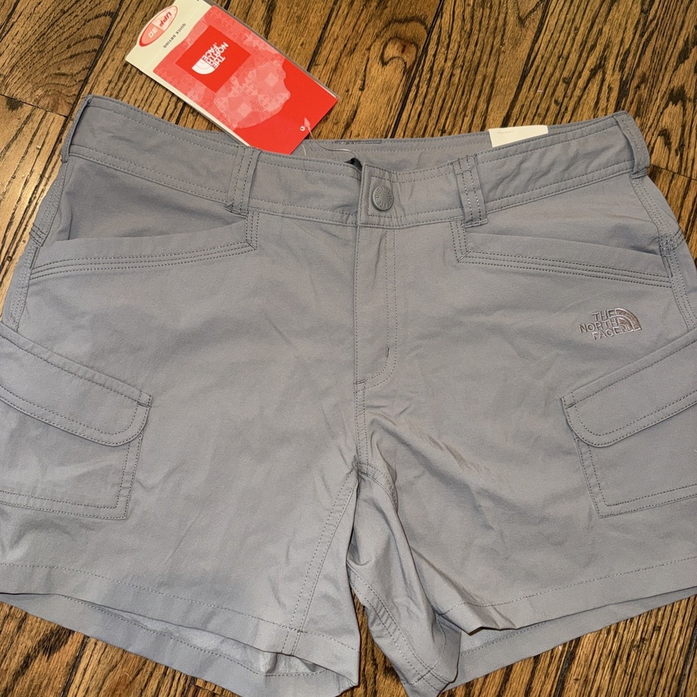 The North Face Women's Paramount II Shorts Gray Size 8 Outdoor Hiking 5"